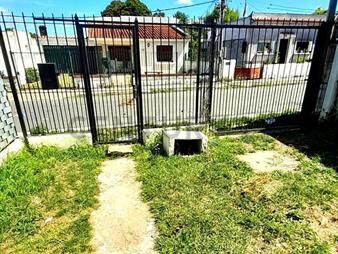 https://www.gallito.com.uy/ventacasacolon2dormitoriospatioentrada-autoapta-ban-inmuebles-26910984