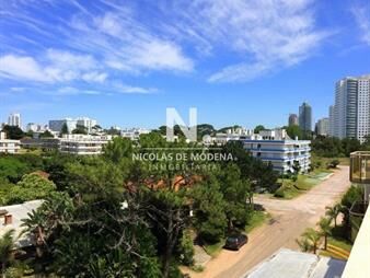 https://web5.gallito.com.uy/con-vista-inigualable-hermoso-departamento-en-inmuebles-25042394