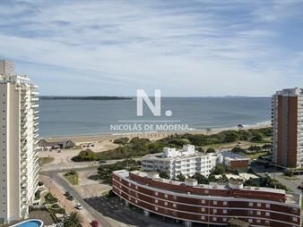 https://web5.gallito.com.uy/apartamento-en-venta-de-3-dormitorio-en-playa-inmuebles-24987634