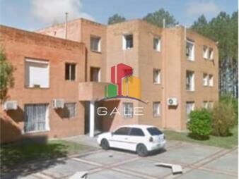 https://www.gallito.com.uy/hermoso-apartamento-en-maldonado-zona-pinaeres-inmuebles-21962576