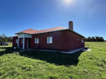 https://www.gallito.com.uy/casa-venta-en-atlantida-cuatro-dormitorios-inmuebles-25376607