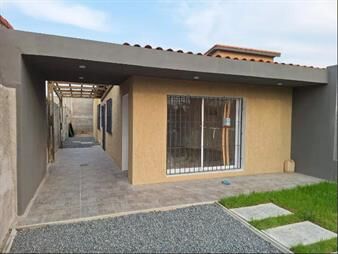 https://www.gallito.com.uy/venta-casa-lagomar-tres-dormitorios-inmuebles-25884512