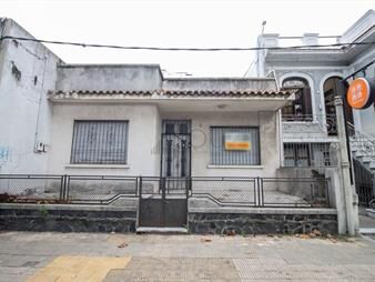 https://www.gallito.com.uy/venta-casa-con-cinco-dormitorios-en-punta-carretas-inmuebles-27406342