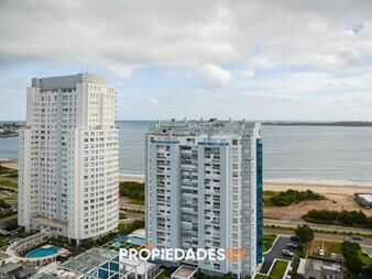 https://web5.gallito.com.uy/departamento-de-3-dormitorios-en-venta-a-pasos-inmuebles-23800146