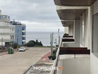 https://web5.gallito.com.uy/apartamento-2-dormitorios-en-venta-peninsula-inmuebles-27313166
