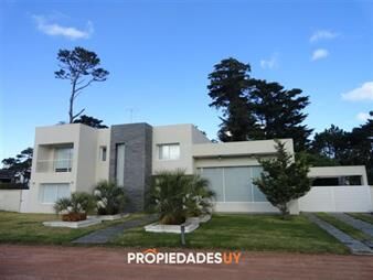 https://web5.gallito.com.uy/casa-en-punta-del-este-mansa-inmuebles-19647233