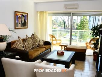 https://web5.gallito.com.uy/apartamento-muy-comodo-con-todos-los-servicios-inmuebles-19647247