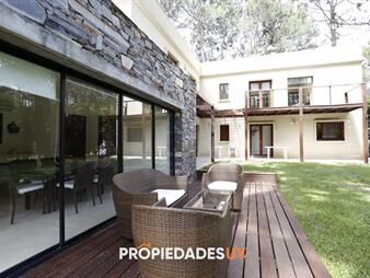 https://web5.gallito.com.uy/casa-dentro-complejo-solanas-barrio-cerrado-inmuebles-21546278