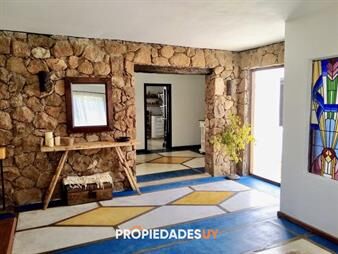 https://web5.gallito.com.uy/casa-anual-inmuebles-26146991