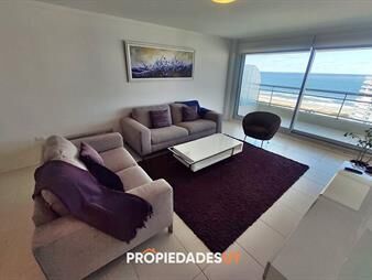 https://web5.gallito.com.uy/departamento-de-4-dormitorios-y-4-baños-venta-en-inmuebles-22532181