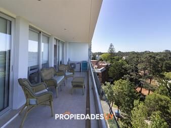https://web5.gallito.com.uy/apartamento-en-venta-en-roosevelt-punta-del-este-inmuebles-26632686