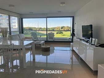 https://web5.gallito.com.uy/oportunidad-de-apartamento-en-3-suite-frente-al-inmuebles-27406422
