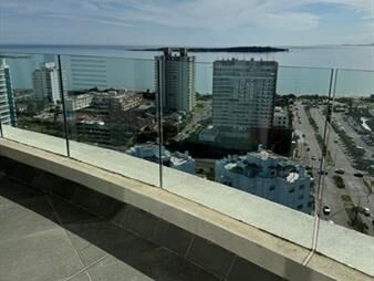 https://web5.gallito.com.uy/artower-de-2-dormitorios-en-piso-alto-en-venta-inmuebles-26180679