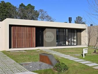 https://www.gallito.com.uy/huertas-de-los-horneros-venta-de-casa-a-estrenar-con-3-do-inmuebles-26749801