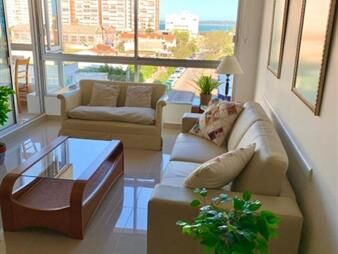 https://web5.gallito.com.uy/torre-triangular-401-inmuebles-26004112