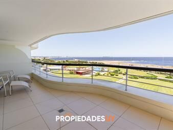 https://web5.gallito.com.uy/venta-pent-house-de-3-dormitorios-en-veramansa-inmuebles-26495161