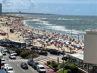 https://web5.gallito.com.uy/apartamento-en-venta-en-peninsula-punta-del-2-2-inmuebles-24896943