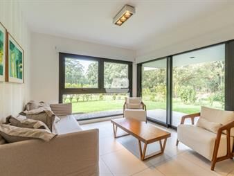 https://www.gallito.com.uy/apartamento-en-venta-en-solanas-country-punta-inmuebles-27378986
