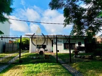 https://web5.gallito.com.uy/se-vende-casa-en-maldonado-barrio-la-loma-inmuebles-27307077