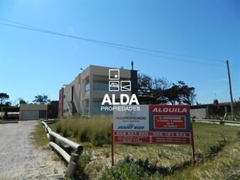 https://web5.gallito.com.uy/casa-en-san-francisco-sunset-blue-abajo-ref-ca200485-inmuebles-20246859
