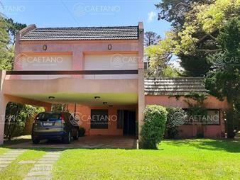 https://web5.gallito.com.uy/alquiler-temporal-casa-4-dormitorios-servicio-playa-m-inmuebles-27410129