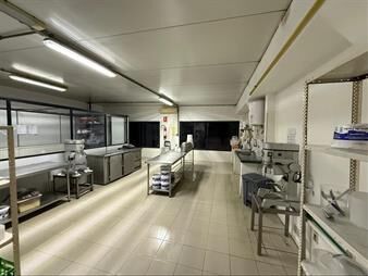 https://web5.gallito.com.uy/excelente-planta-de-elaboracion-en-venta-en-reducto-inmuebles-27378226