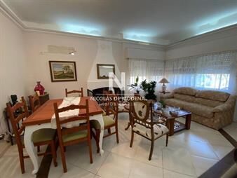 https://web5.gallito.com.uy/alquiler-temporal-chalet-de-4-dormitorios-en-playa-mansa-inmuebles-25042838
