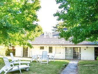 https://web5.gallito.com.uy/casa-en-venta-en-zona-cantegril-metros-de-y-inmuebles-25042721