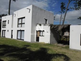 https://web5.gallito.com.uy/hermosa-casa-en-excelente-zona-inmuebles-24987851
