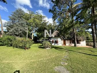 https://web5.gallito.com.uy/venta-casa-de-3-dormitorios-en-pinares-inmuebles-25108874
