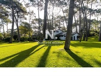 https://www.gallito.com.uy/oportunidad-vende-casa-con-gran-metraje-en-san-inmuebles-25036973