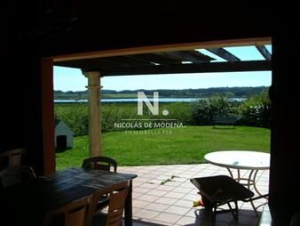 https://web5.gallito.com.uy/casa-de-5-dormitorios-en-punta-del-este-pinares-inmuebles-25018745