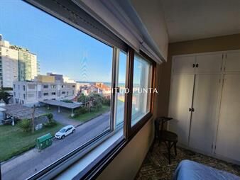 https://web5.gallito.com.uy/apartamento-en-brava-1-dormitorio-inmuebles-27410601