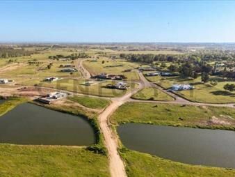 https://www.gallito.com.uy/venta-terreno-de-816-m2-en-cava-de-la-tahona-inmuebles-27014125