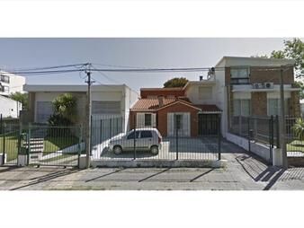https://web5.gallito.com.uy/venta-terreno-malvin-sur-con-proyecto-aprobado-inmuebles-27411123