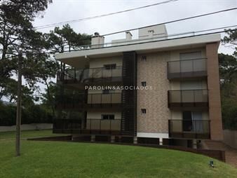 https://web5.gallito.com.uy/pent-house-en-venta-de-2-dormitorios-en-edificio-inmuebles-18414644