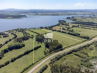 https://web5.gallito.com.uy/chacra-en-venta-en-laguna-del-sauce-punta-ref-inmuebles-26852363