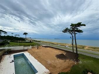 https://www.gallito.com.uy/venta-apartamento-2-dormitorios-playa-mansa-del-inmuebles-25141651