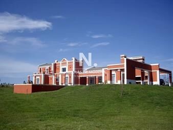 https://web5.gallito.com.uy/gran-chacra-en-venta-de-4-dormitorios-inmuebles-24994234