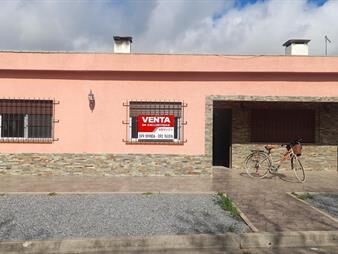 https://web5.gallito.com.uy/venta-casa-4-dormitorios-en-egana-soriano-inmuebles-27091157