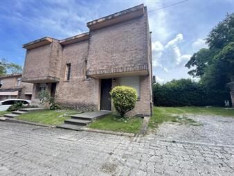 https://web5.gallito.com.uy/en-venta-y-alquiler-apartamento-en-real-de-san-carlos-inmuebles-27415896