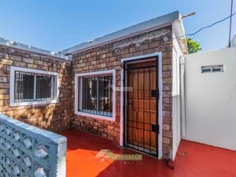 https://web5.gallito.com.uy/venta-y-alquiler-casa-2-dormitorios-cerrito-de-la-victoria-inmuebles-27299870