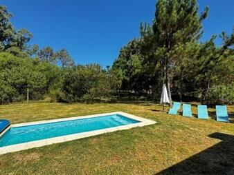 https://www.gallito.com.uy/alquiler-casa-punta-colorada-con-piscina-climatizada-2-inmuebles-26386429