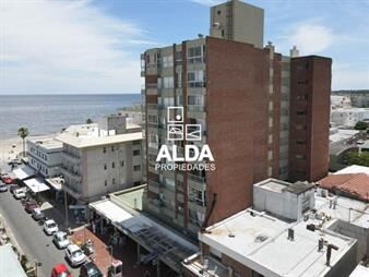 https://web5.gallito.com.uy/apartamento-en-centro-bahiama-601-ref-ap502314-inmuebles-27377882