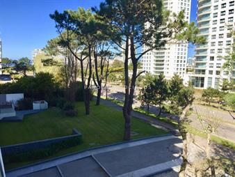 https://web5.gallito.com.uy/apartamento-en-venta-de-3-dormitorios-en-brava-inmuebles-19659739