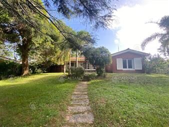 https://www.gallito.com.uy/venta-casa-2-dormitorios-mãs-dependencia-punta-inmuebles-22264589