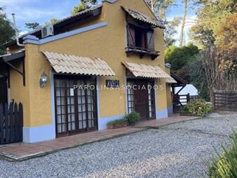 https://web5.gallito.com.uy/casa-en-venta-con-3-dorm-3-baã±os-o-opciã³n-de-inmuebles-27008052