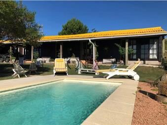 https://web5.gallito.com.uy/venta-casa-principal-y-de-huespedes-gran-tierra-inmuebles-27434335
