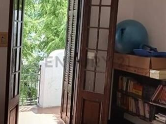 https://www.gallito.com.uy/gran-propiedad-7-dor-2-garajes-4-baños-patioterraza-inmuebles-26386426