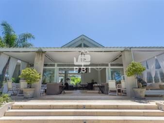 https://www.gallito.com.uy/casa-en-venta-4-dormitorios-zona-jardã­n-ref-inmuebles-23063196
